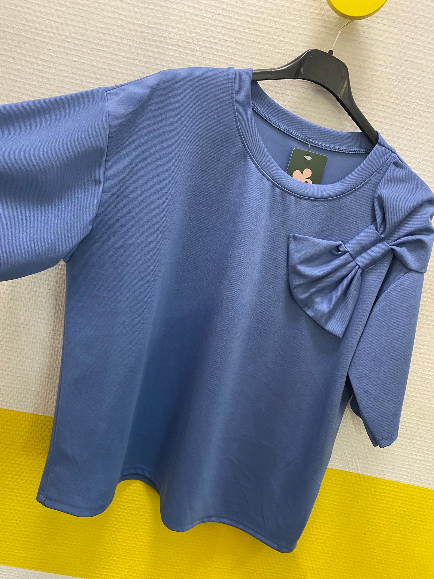 Tee-shirt noeud