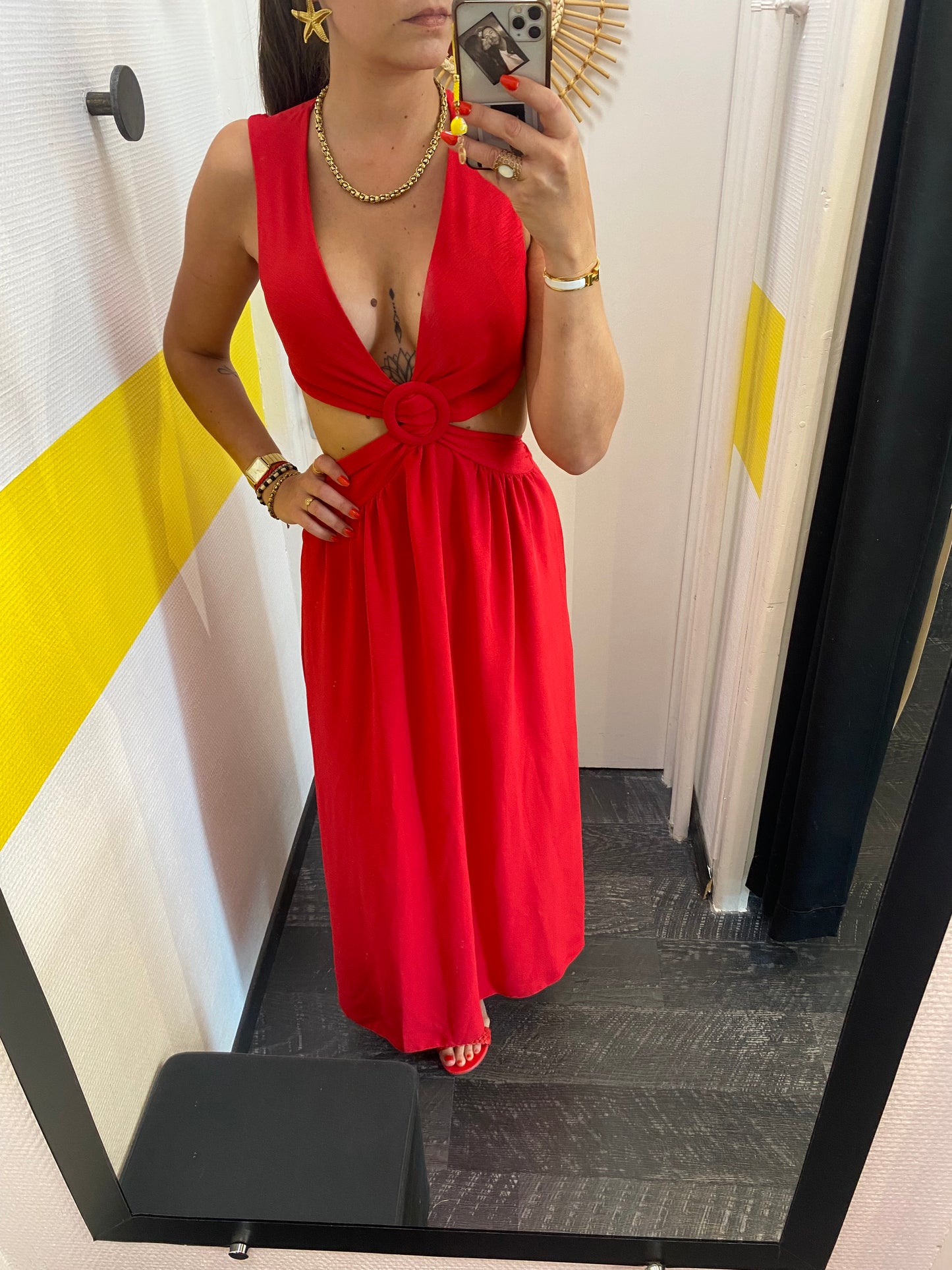 Robe décolleté rouge