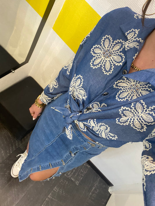 Chemise